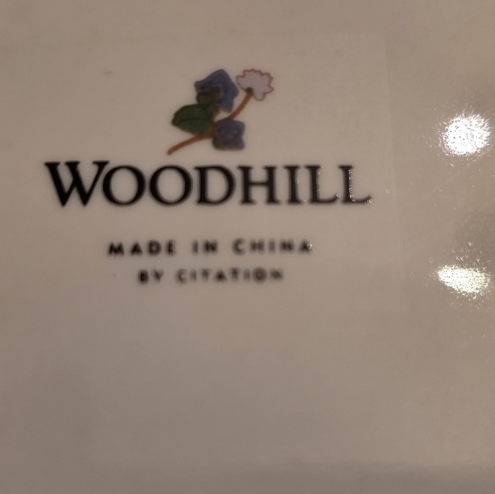 Woodhall Stoneware 10" Oval Serving Bowl- Set Of 2. - Picture 2 of 6